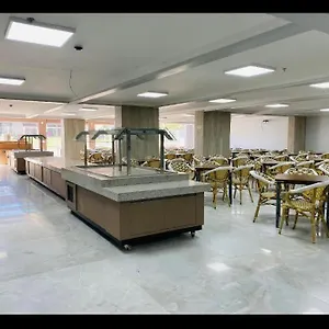 https://spazzio-diroma-c-acqua-parque.caldasnovashotels.com