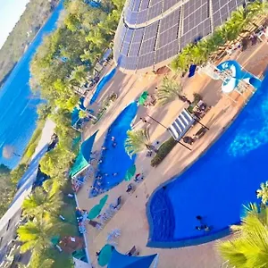 https://apartamento-caldas-novas-beira-lago-enseada-nutico.caldasnovashotels.com